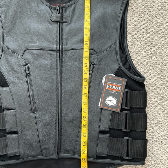 NWT Men’s Large Commando Leather Motorcycle Vest - Picture 3 of 11